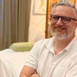Thomas Leitner – Der Seelenanalytiker in seiner Praxis in Gmunden